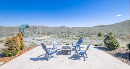 Blue Bird Meadow- Mountain Modern Home