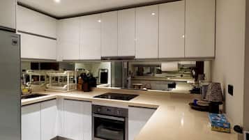 Oven, stovetop