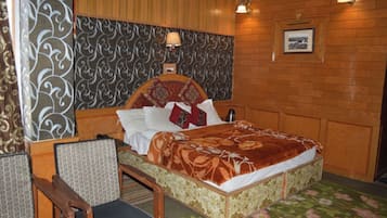Economy Double Room | Egyptian cotton sheets, premium bedding, memory-foam beds, in-room safe