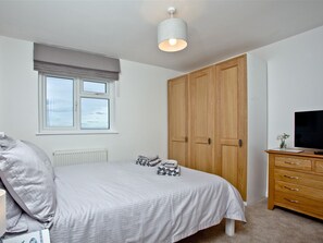 2 bedrooms, free WiFi - A first floor apartment, with beautiful views over Brixham’s working harbour. (Brixham)