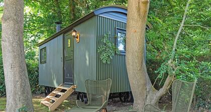 Rose Hut Hideaway - UK50233