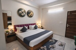 Double Room | Free WiFi