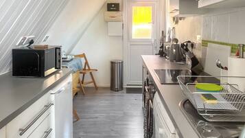 Lave-vaisselle, chaise haute