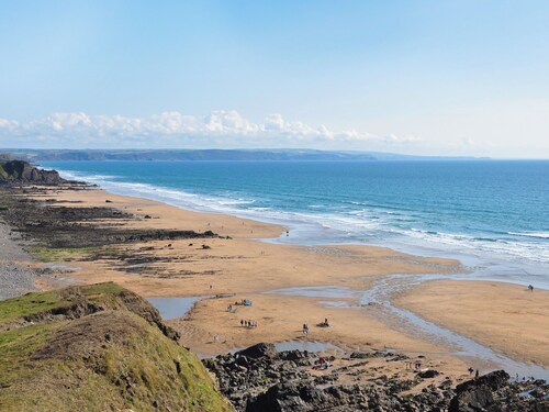 3 bedroom accommodation in Bude