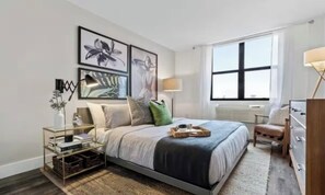 3 chambres, fer et planche à repasser, Wi-Fi, draps fournis