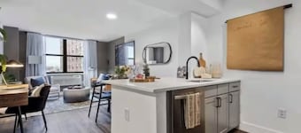 3-bed 2 bath condo in fabulous Hoboken with WiFi, AC, fitness room