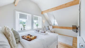 4 bedrooms, free WiFi