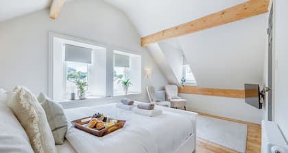 4 bedroom accommodation in Brecon