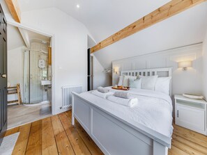 4 bedrooms, free WiFi