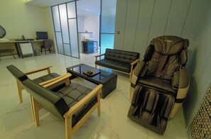 VIP Twin | Free WiFi, bed sheets
