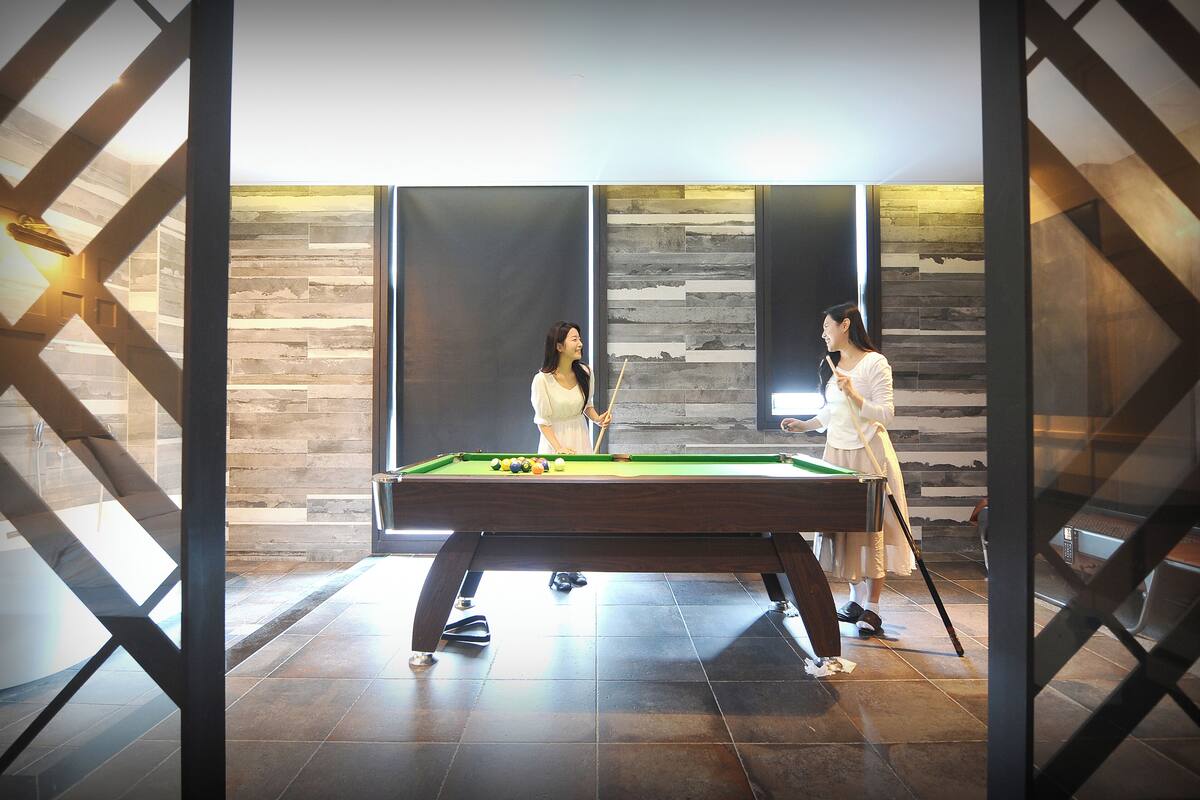 Royal Suite, City View | Free WiFi, bed sheets