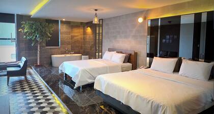 K BOUTIQUE HOTEL