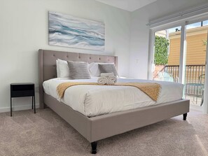 1 bedroom, desk, iron/ironing board, WiFi