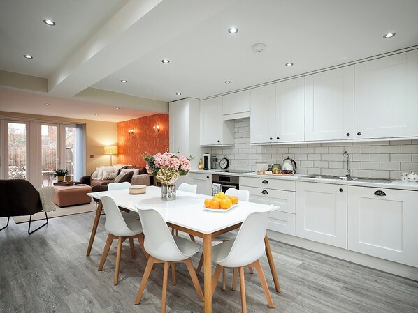 Dishwasher, highchair