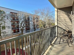 Property grounds - Modern 2B2B Downtown ATL Condo! Free Street Parking! (Atlanta)