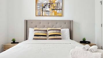 2 bedrooms, iron/ironing board, WiFi, bed sheets