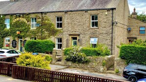 Exterior - 2 bedroom accommodation in Hebden (Hebden)
