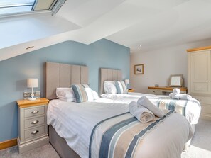 Twin bedroom | Hafod Y Morfa - Salop Caravans, Harlech