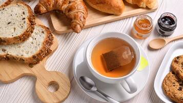 Daily buffet breakfast for a fee