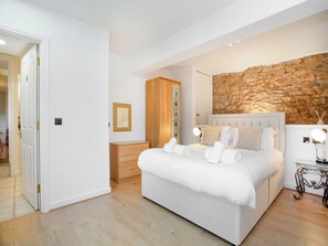 1 bedroom, free WiFi