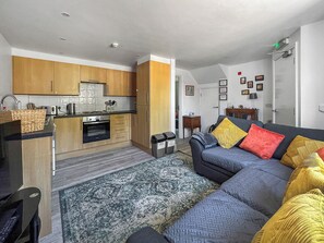 TV - 3 bedroom accommodation in Fincham, near King&rsquo;s Lynn (Fincham, near King&rsquo;s Lynn)