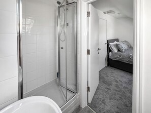 Towels - 3 bedroom accommodation in Fincham, near King&rsquo;s Lynn (Fincham, near King&rsquo;s Lynn)