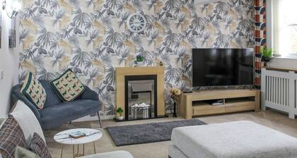 4 bedroom accommodation in Falkland