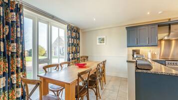 Dishwasher, highchair