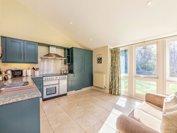 Dishwasher, highchair