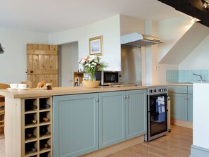 Lave-vaisselle, chaise haute