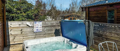 Idromassaggio all'aperto