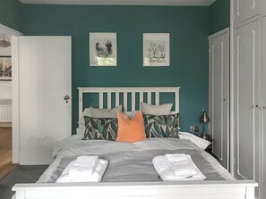 2 bedrooms, free WiFi - 2 bedroom accommodation in Canterbury (Canterbury)