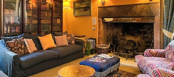 10 bedroom accommodation in Dumfries