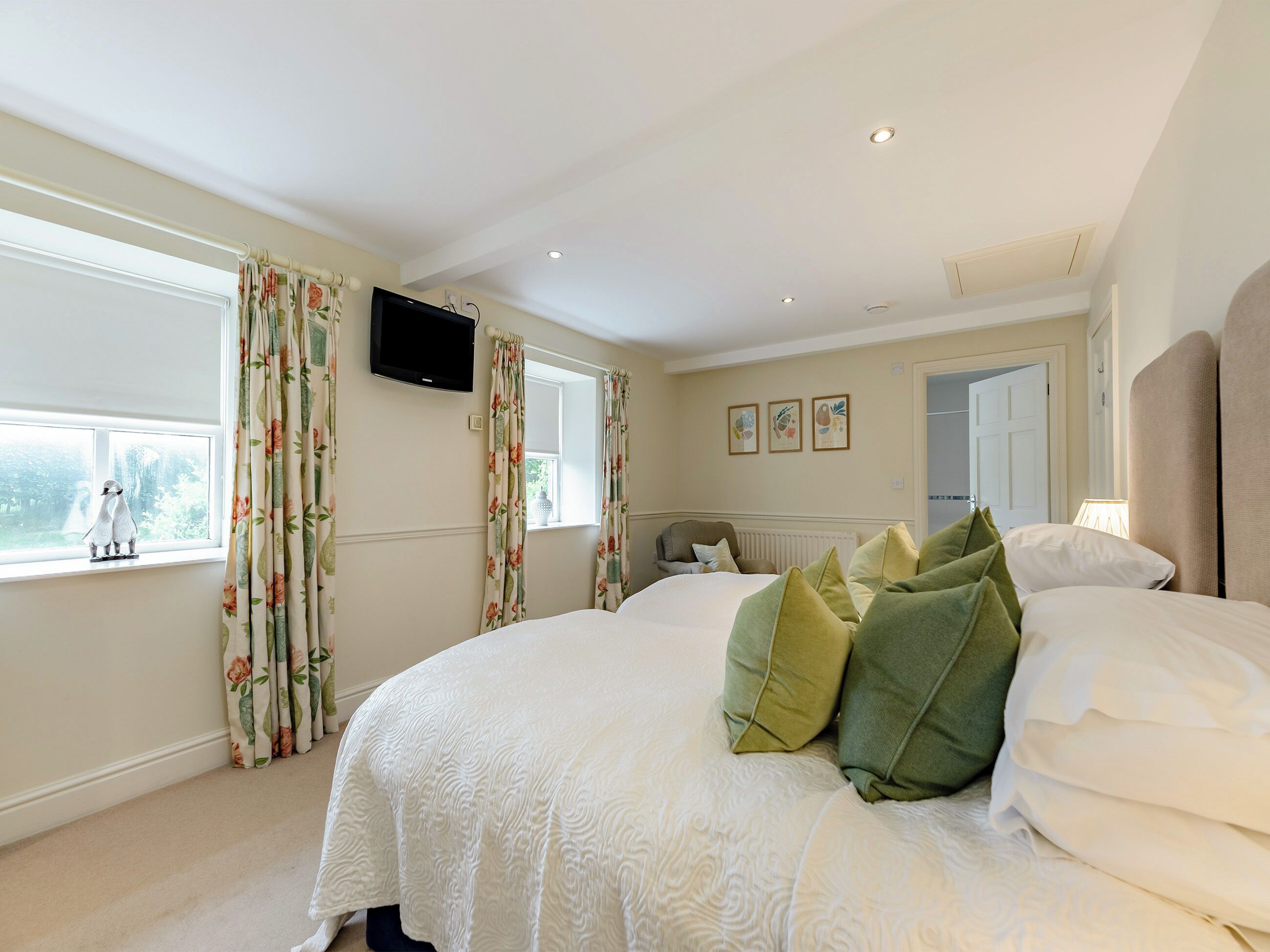 Twin bedroom | Fox Cover - Doxford Cottages, Doxford, near Embleton