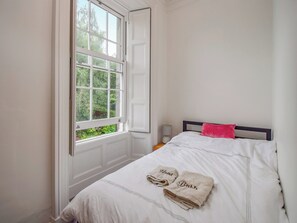 5 bedrooms, free WiFi