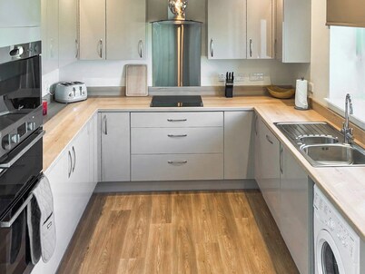 4 bedroom accommodation in All Orkney Islands