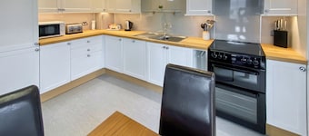 3 bedroom accommodation in All Orkney Islands