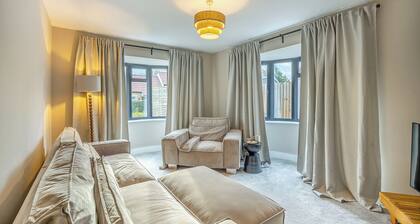 4 bedroom accommodation in Faldingworth