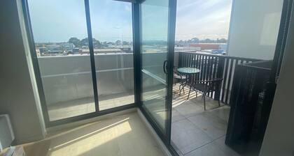 Modern Apartment Airport Area