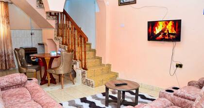 Lux Suites The Pink House Naivasha