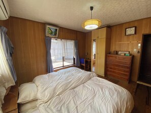 3 bedrooms, WiFi, bed sheets - Tsukiyama Inn (Yamatotakada)