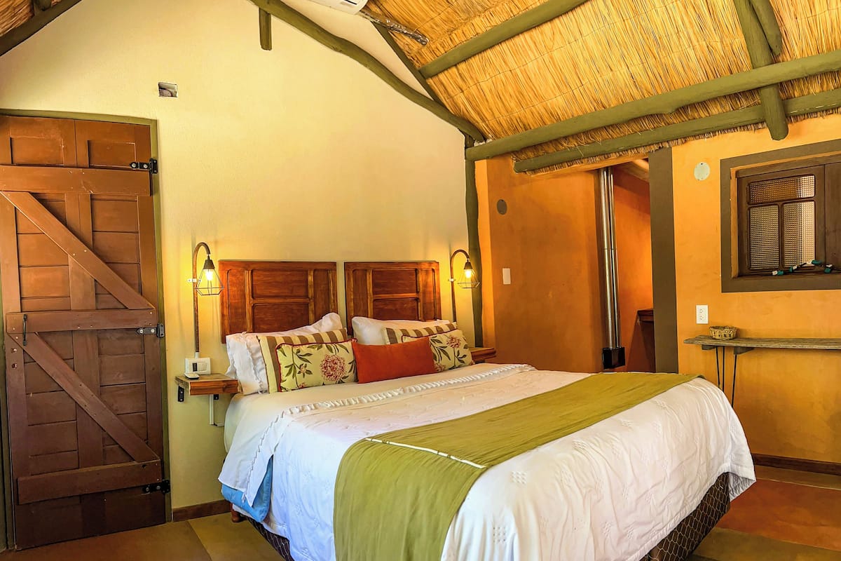 Exclusive Cabin, Patio, Park View