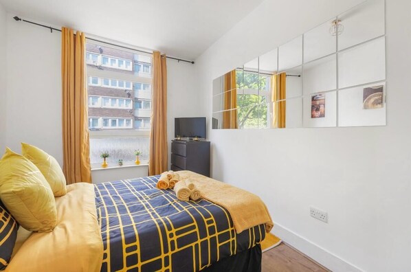 1 bedroom, iron/ironing board, WiFi, bed sheets