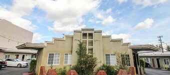 Carlton Motor lodge