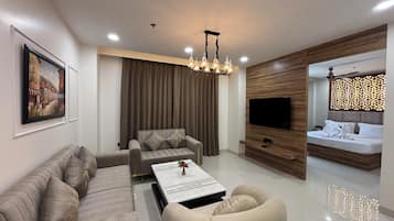 Phòng Suite | Két bảo mật tại phòng, bàn ủi/dụng cụ ủi quần áo