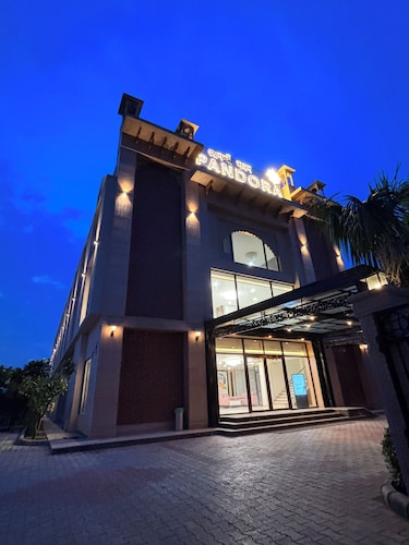 Anandi Bhawan by Pandora, Vrindavan