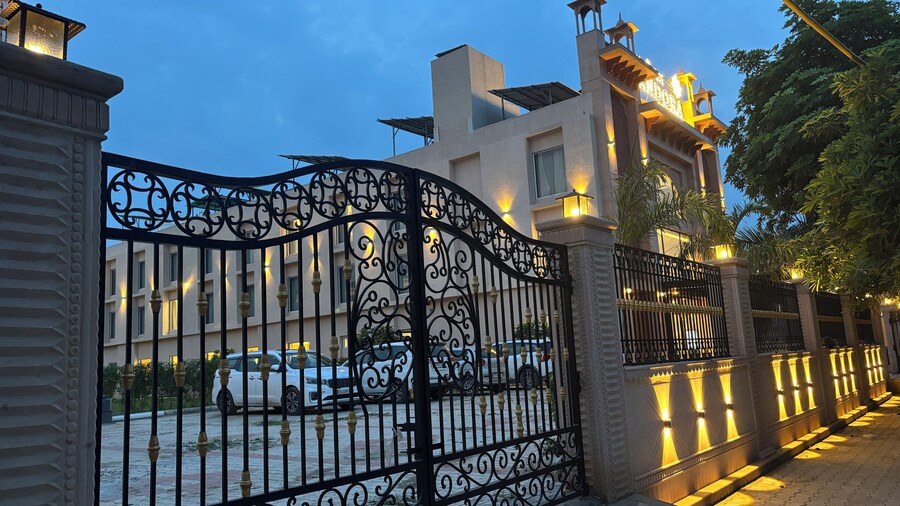 Anandi Bhawan by Pandora, Vrindavan