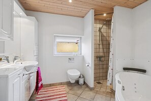 Douche, sèche-cheveux