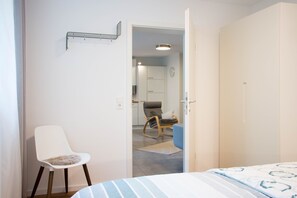 1 bedroom, WiFi, bed sheets