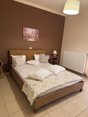 1 室のベッドルーム、アイロン / アイロン台、WiFi